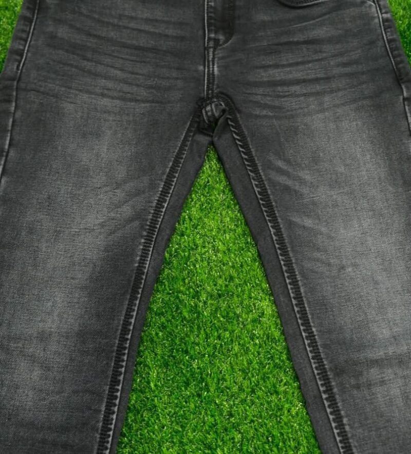 Kingfisher Authentic Black MBD2224 – Premium Style with Timeless Elegance - Image 7