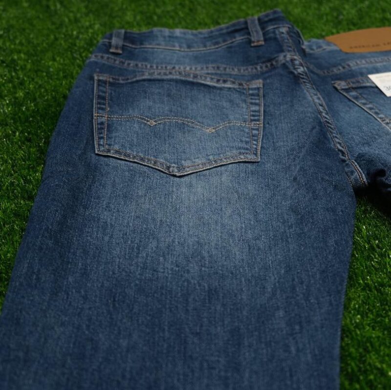 Vintage Denim 1724 – Classic Fit, Timeless Style - Image 8