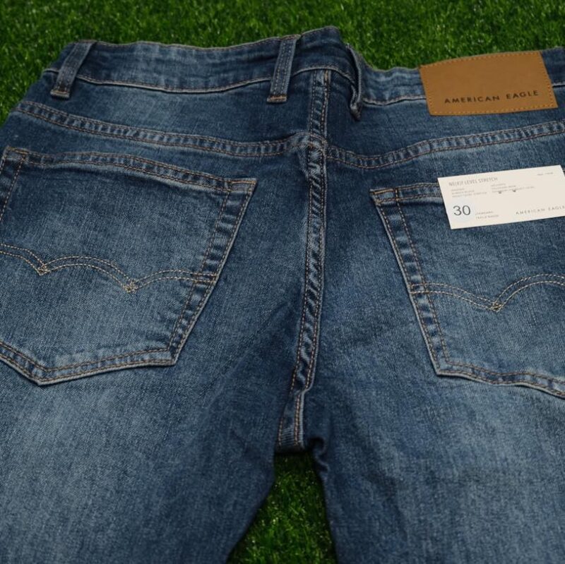 Vintage Denim 1724 – Classic Fit, Timeless Style - Image 9