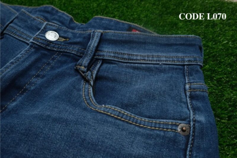 Premium Mens Denim LEVI'S - L070 - Image 6