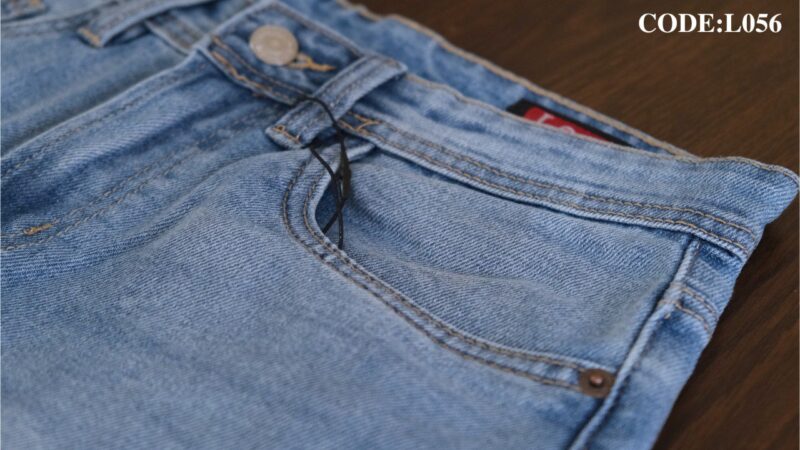 Premium Mens Denim Levi's - L056 - Image 2