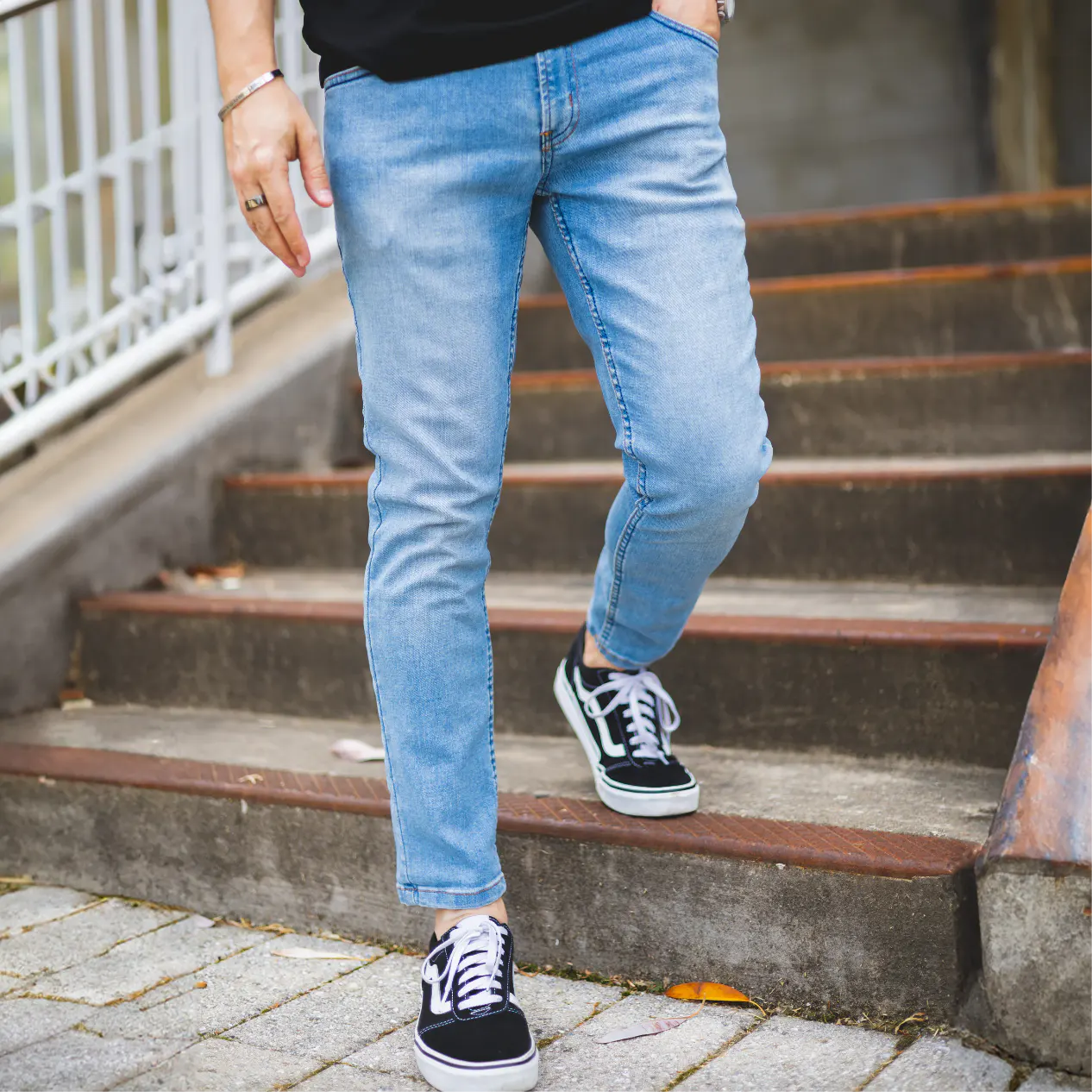 Slim Fit JEANS